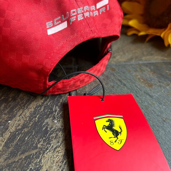 F1 Scuderia Ferrari New Race Check Cap (NWT) - Picture 11 of 11